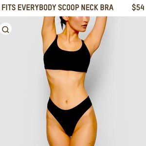 SKIMs scoop neck seamless bra size M